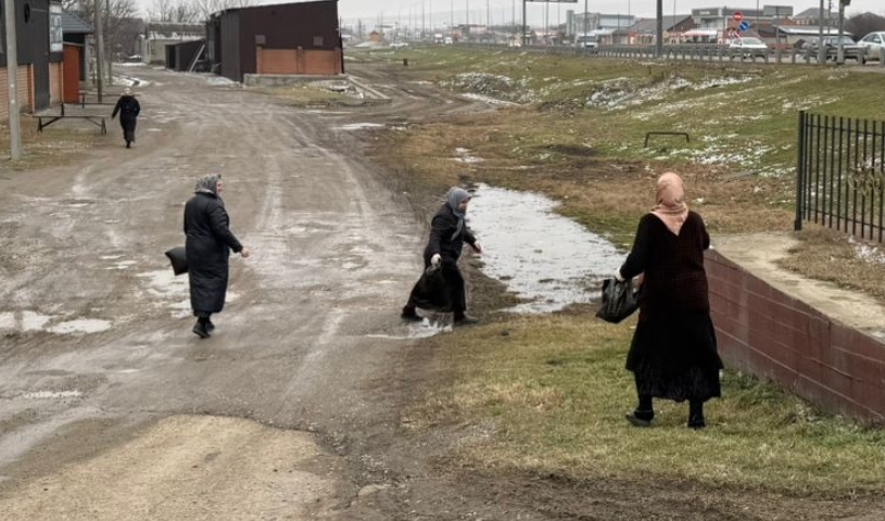 ОЙСХАРСКИЕ ТРУЖЕНИКИ НА УБОРКЕ.